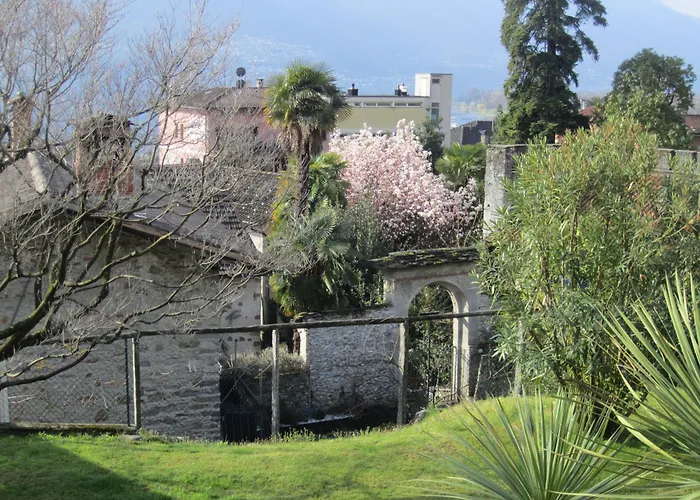 Muralto-locarno: Miramonti Apt. 8 公寓 Muralto